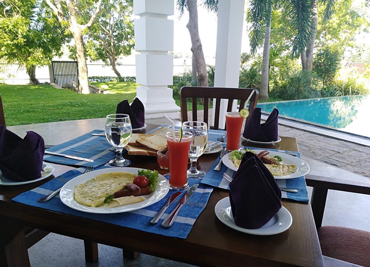 Diya Dahara Lake Resort Yala Zewnętrze zdjęcie