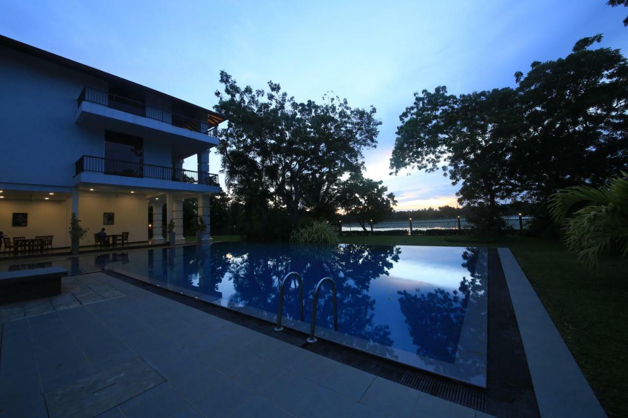 Diya Dahara Lake Resort Yala Zewnętrze zdjęcie